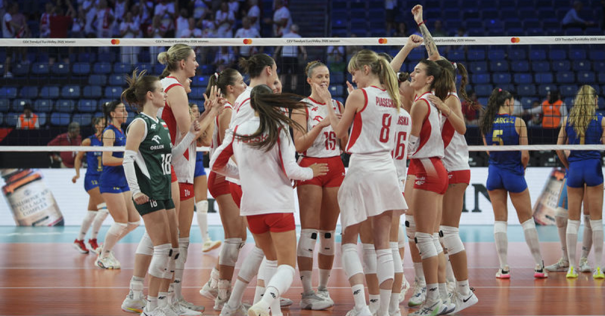 Kritik Açıklama: Polonya set vermeden çeyrek finalde!: Gelişmeler Takip Ediliyor