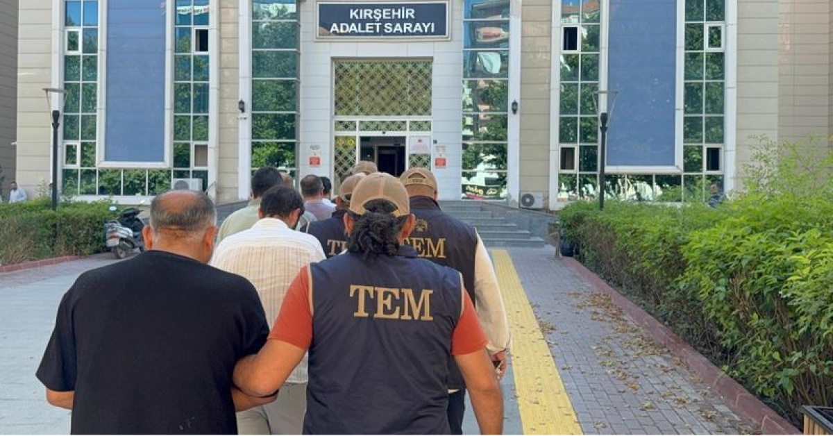 Kritik Açıklama: FETÖ'ye bilişim operasyonu: 10 gözaltı