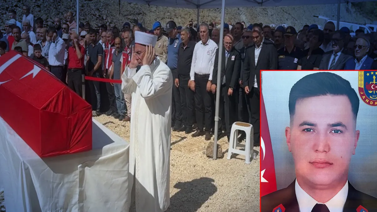 Gündemden Son Bilgiler: Girne gemi faciasında hayatını kaybeden Uzman Çavuş Fahri Ateş toprağa verildi: Gelişm