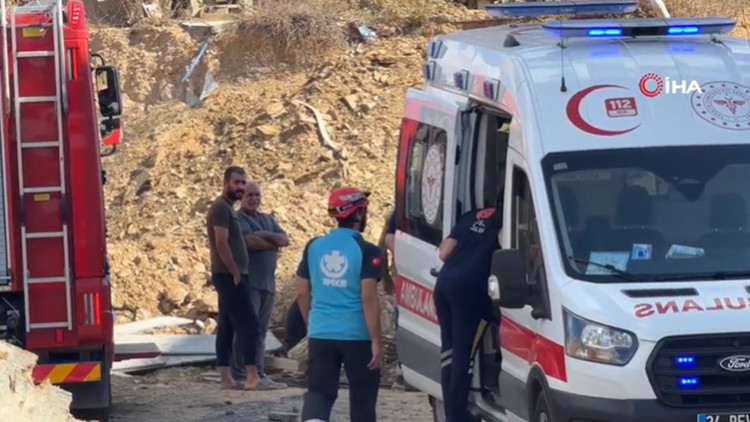 Son Gelişme: Başakşehir'de inşaatta toprak kayması: 2 işçi kurtarıldı, 1 işçi aranıyor