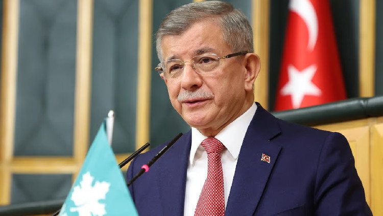 Son Gelişme: Ahmet Davutoğlu hakkında soruşturma başlatıldı: Gelişmeler Takip Ediliyor