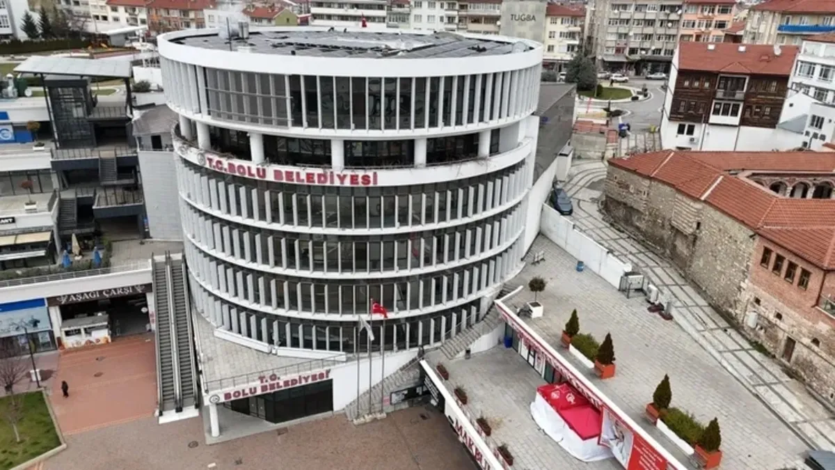 Son Gelişme: Bolu Belediyesi'nde araç kiralama usulsüzlüğü: 6 şüpheliye tutuklama talebi! - Son Dakika Bilgile
