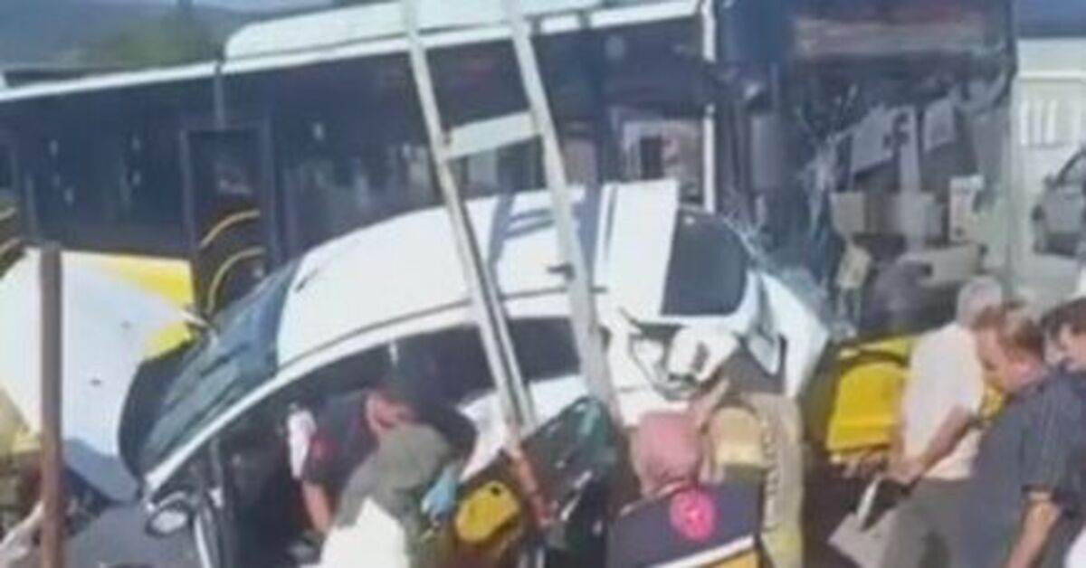 İETT otobüsü otomobile çarptı: 1'i bebek 4 kişinin yaralandı ve Merak Edilenler