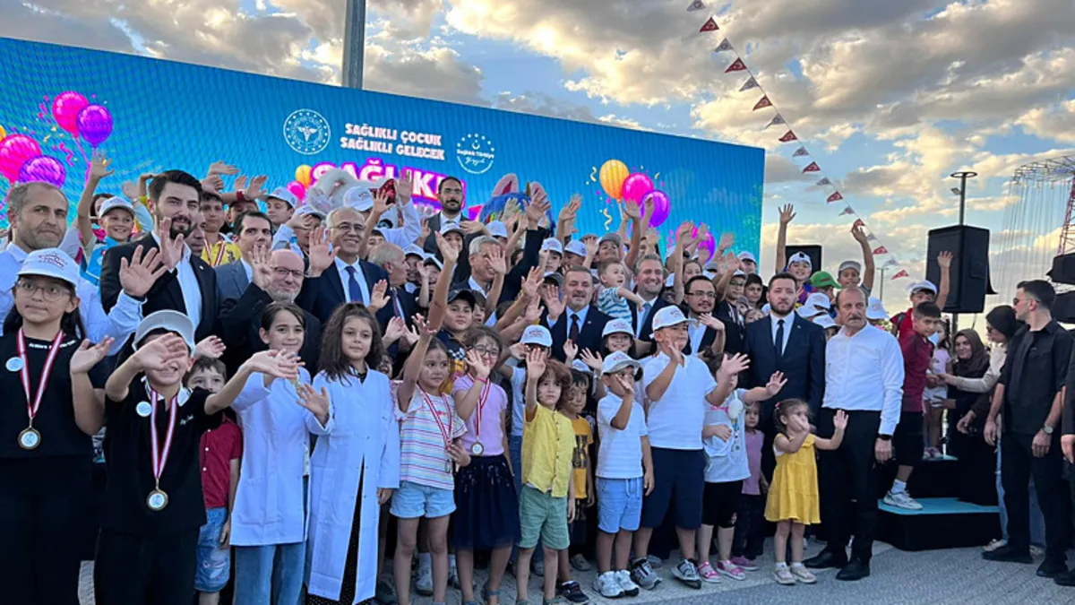 Ayrıntılar Netleşti: Bakan Memişoğlu'ndan gençlere sigara uyarısı: Her 3 kişiden 1'i maalesef kullanıyor - Son