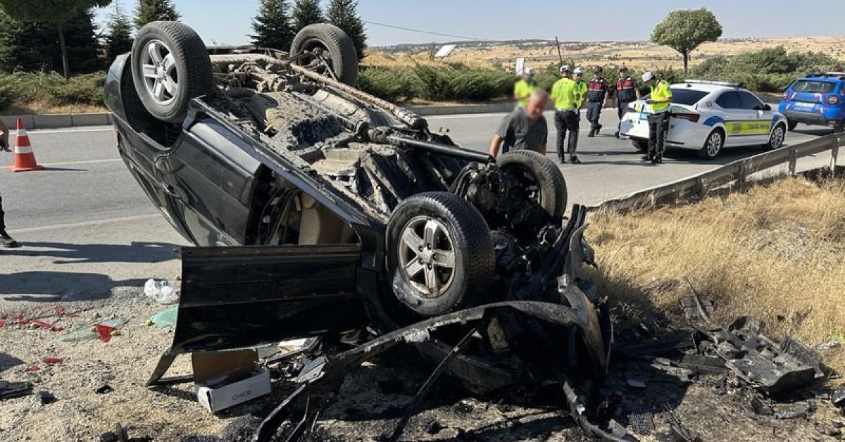 Gündemden Son Bilgiler: Takla atan otomobilin sürücüsü öldü - Son Dakika Bilgileri