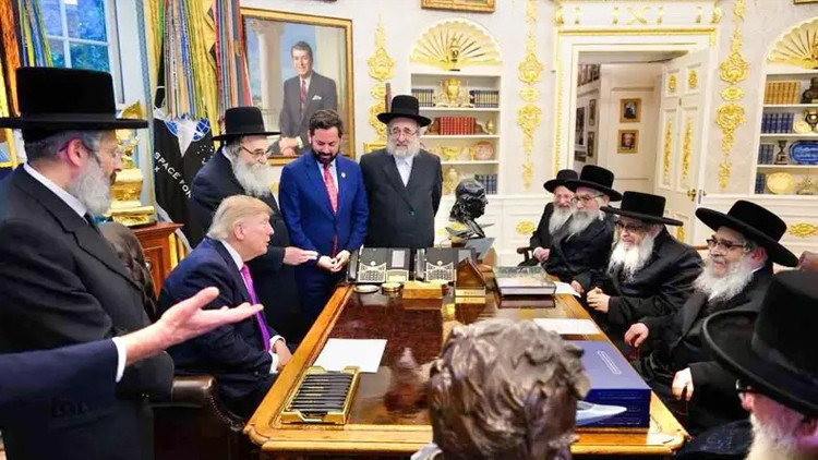 Ayrıntılar Netleşti: Beyaz Saray'da 47 yıl sonra bir ilk: Trump Hasidilk Yahudileri ağırladı - Son Dakika Bilg