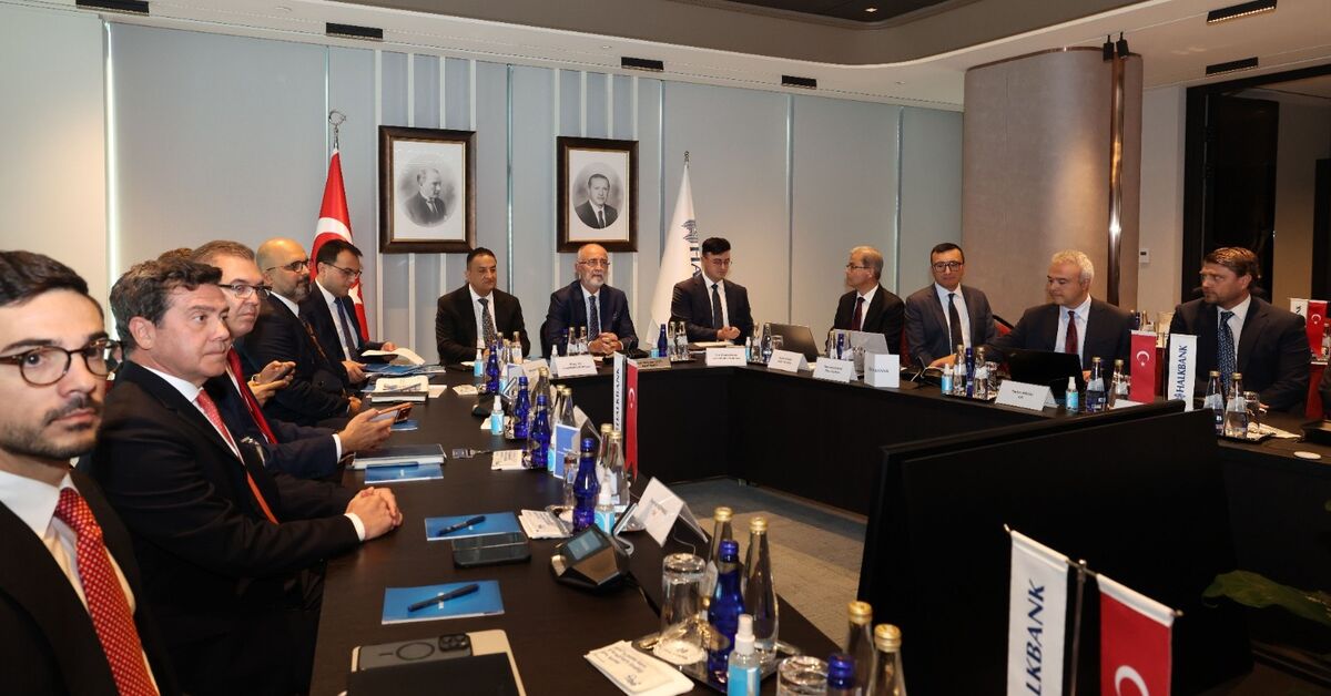 Sıcak Gündem: Halkbank, üçüncü halka arz için yatırımcılarla buluştu ve Merak Edilenler
