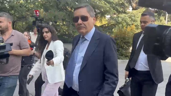 Sıcak Gündem: Eski ABB Başkanı Melih Gökçek ifade vermek için adliyede
