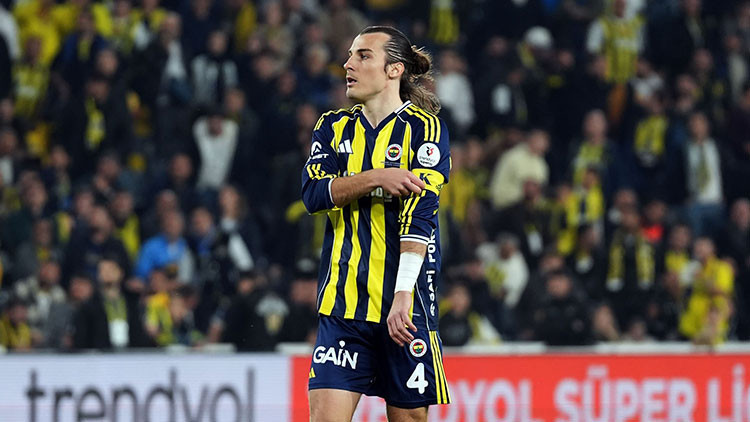 Gündemden Son Bilgiler: Fenerbahçe, Çağlar Söyüncü'nün ayrılığını TFF'ye bildirdi!