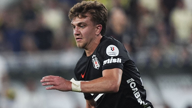 Beşiktaş'ta sakatlık şoku: Derbiye devam edemedi!: Gelişmeler Takip Ediliyor