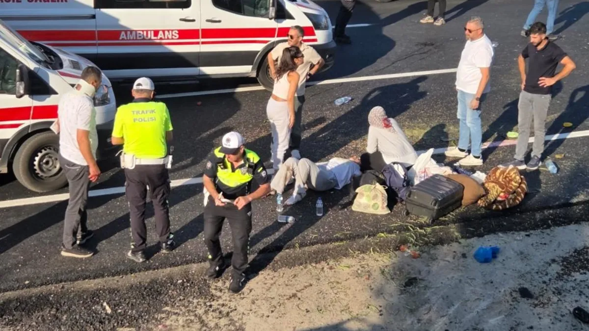 Kritik Açıklama: Ankara'da feci kaza: Otomobil karşı şeride geçti! 1 ölü, 7 yaralı... - Son Dakika Bilgileri