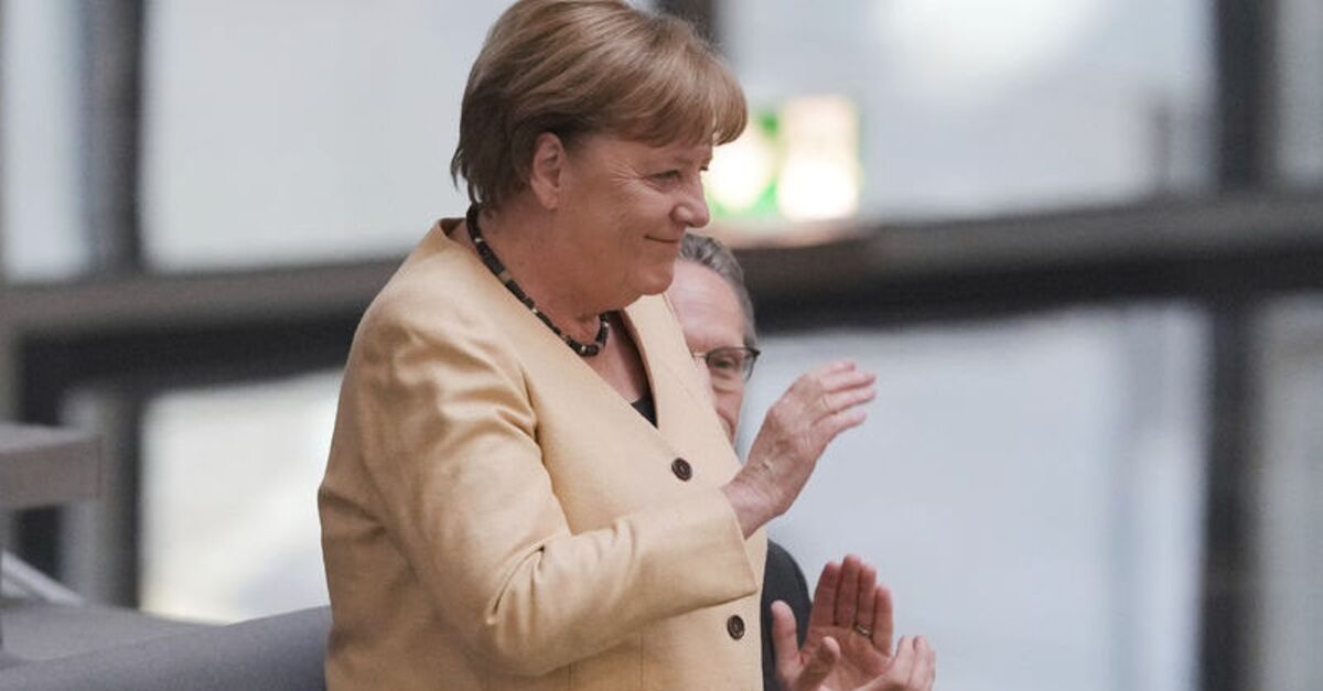 Kritik Açıklama: Merkel: Kalbim kan ağlıyor | İşte Tüm Ayrıntılar