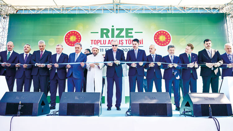 Sıcak Gündem: Cumhurbaşkanı Erdoğan Rize’de konuştu: Sağlıkta başarı hikâyesi yazdık | İşte Tüm Ayrıntılar