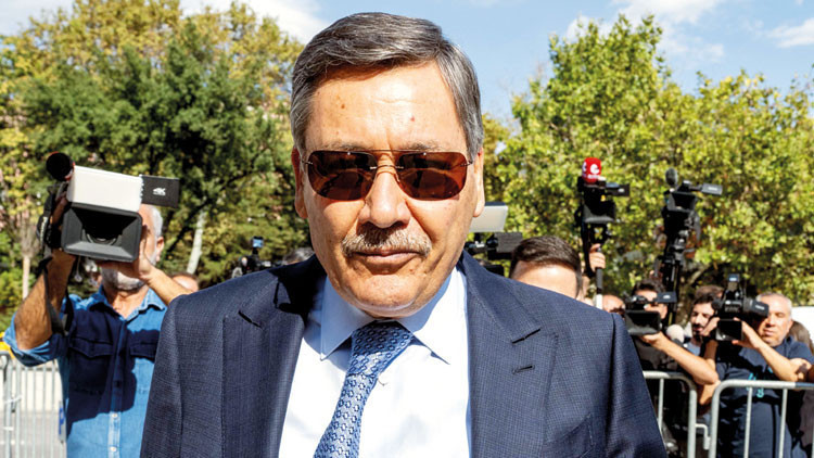 Sıcak Gündem: Melih Gökçek’in savunması: ‘Gelinim zengin’
