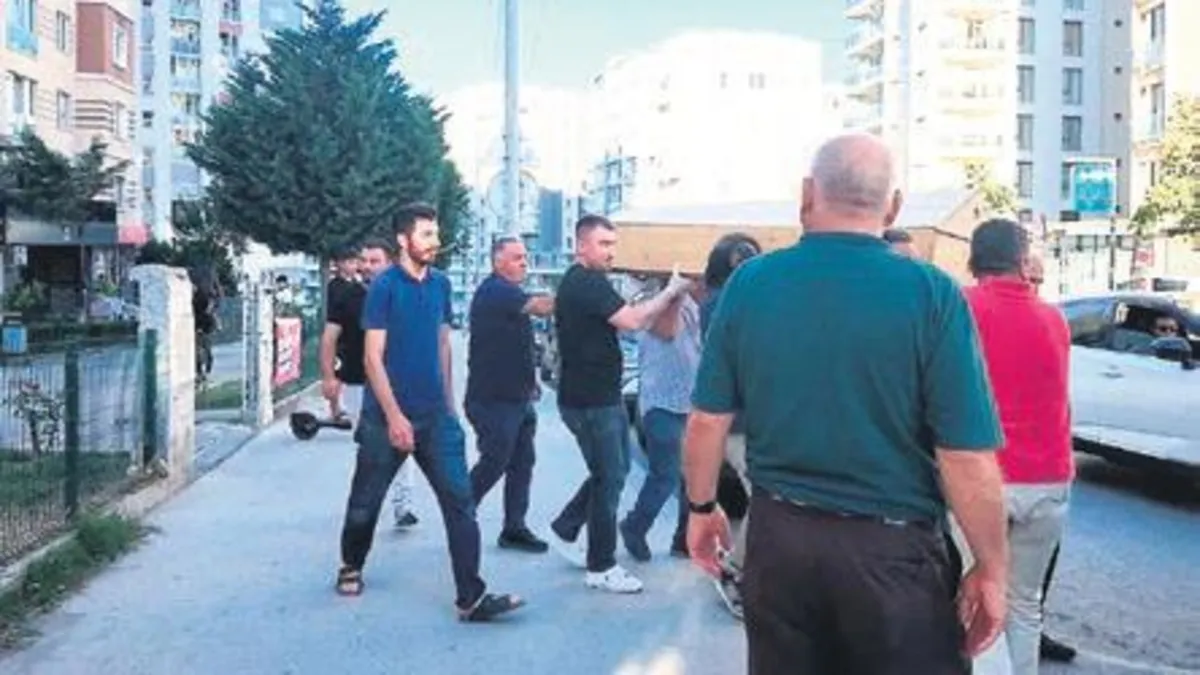 Gündemden Son Bilgiler: Asansörde kalan çocukları kurtarmak isterken öldü