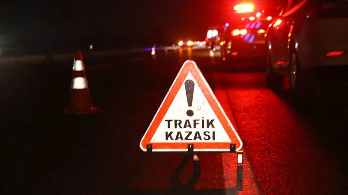 Son Gelişme: Antalya'da korkunç kaza! Otomobil tıra çarptı: 1 ölü - Son Dakika Bilgileri