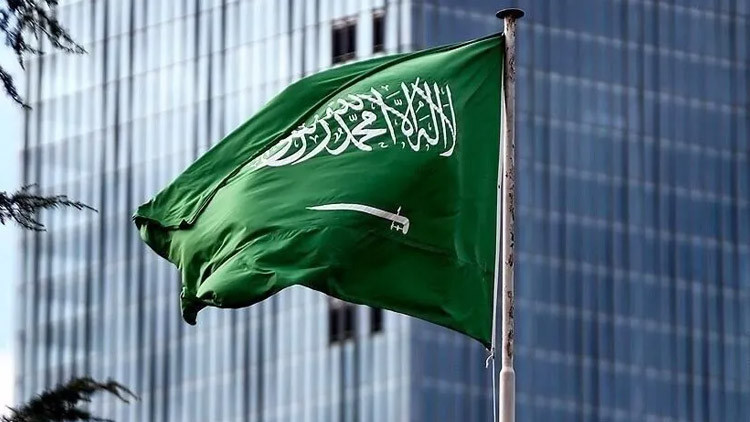 Gündemden Son Bilgiler: Suudi Arabistan'daki 6 bölgede kısa süreli alarm ve Merak Edilenler