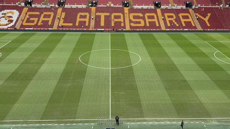 Kritik Açıklama: Galatasaray stadyum zeminini yeniliyor! Hedef maç netlik kazandı