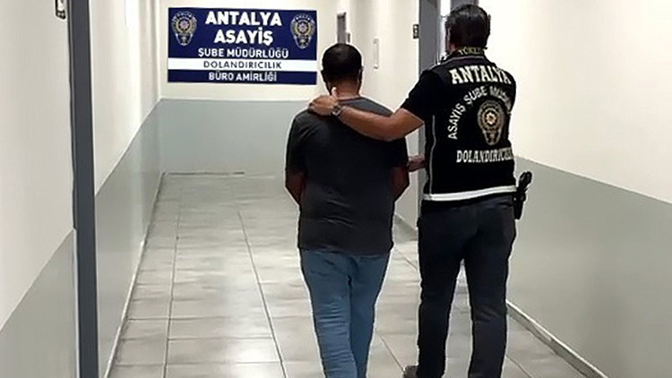 Son Gelişme: 1,5 milyonluk ziynet eşyası ve dövizi almaya gelmişti: Sahte MİT'çi hakkında tutuklama kararı ver