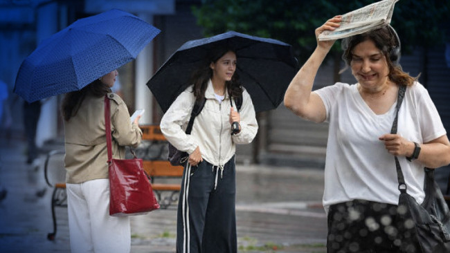 Kritik Açıklama: Sağanak yağış geliyor: Sıcaklıklar düşüyor! Meteoroloji saat verdi! İstanbul dahil birçok ild