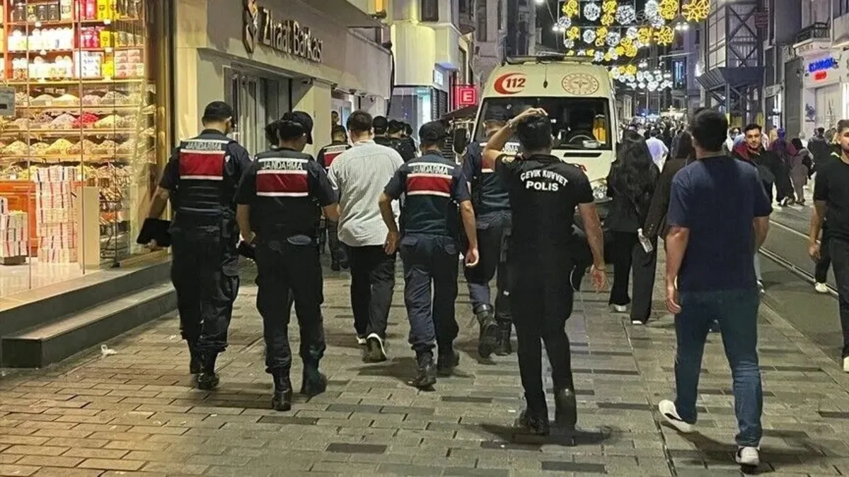 Son Gelişme: İstanbul’daki "Ailem Güvende" operasyonunda 20 tutuklama - Son Dakika Bilgileri