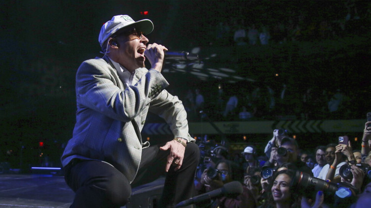 Filistin'e desteği nedeniyle hedef alınan ABD'li rapçi Macklemore pes etmedi: 1 milyon dolarlık bağış sözü - S