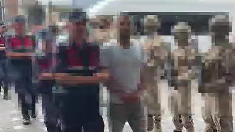 Konya merkezli 12 ilde yasa dışı bahis şebekesine darbe: 22 gözaltı ve Merak Edilenler