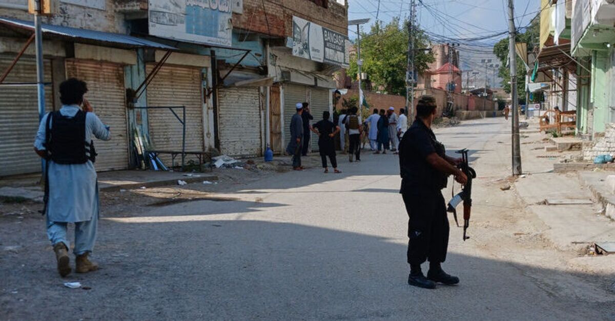 Gündemden Son Bilgiler: Pakistan'da bombalı saldırı: Gelişmeler Takip Ediliyor