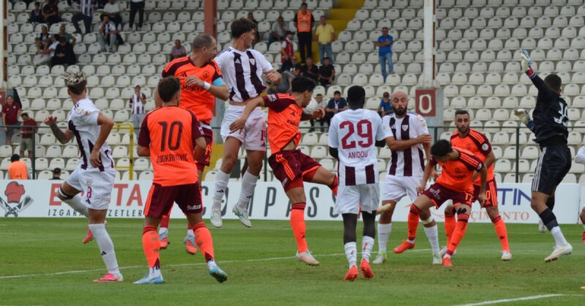 Kritik Açıklama: Ümraniyespor deplasmanda tek golle geçti ve Merak Edilenler