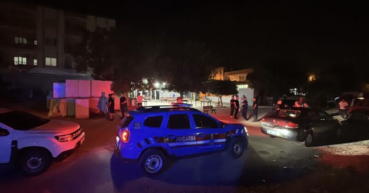 Kritik Açıklama: Kahvehanede silahlı kavga: 1 ölü, 5 yaralı: Gelişmeler Takip Ediliyor