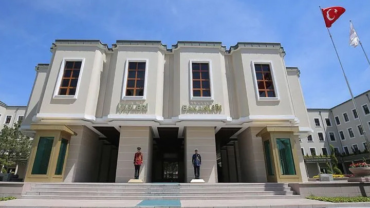 Ayrıntılar Netleşti: İçişleri Bakanlığı kamuoyuna ilan etti: Binlerce kişinin vatandaşlık kararı iptal edildi