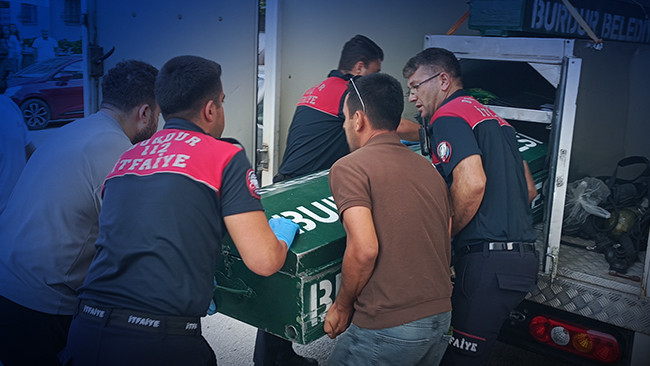 Kritik Açıklama: Burdur'da acı son: Boya yaparken fenalaşan usta yaşamını yitirdi ve Merak Edilenler
