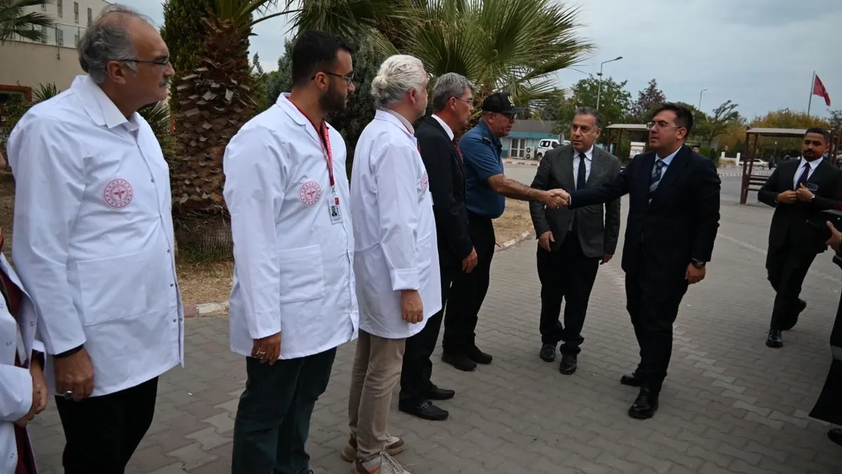 Gündemden Son Bilgiler: Adalet Bakan Yardımcısı Tuncay, Turgutlu’da yaralı öğrencileri ziyaret etti - Son Daki