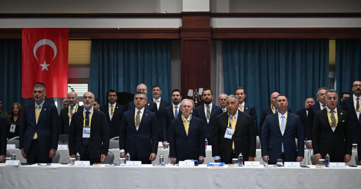 Ayrıntılar Netleşti: Fenerbahçe'de kritik gündemler! ve Merak Edilenler