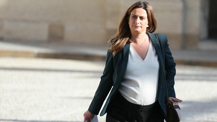 Son Gelişme: Fransa'da bir ilk: Seçim yarışı sırasında bebeği oldu | İşte Tüm Ayrıntılar