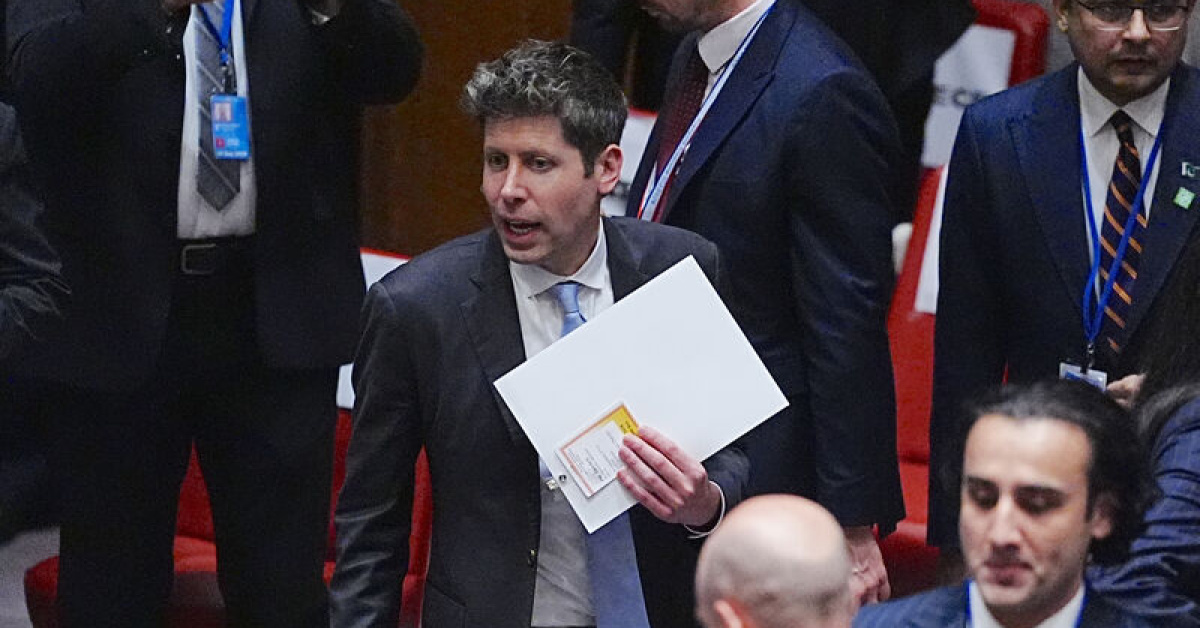 Ayrıntılar Netleşti: Sam Altman: Bir yol ayrımındayız: Gelişmeler Takip Ediliyor