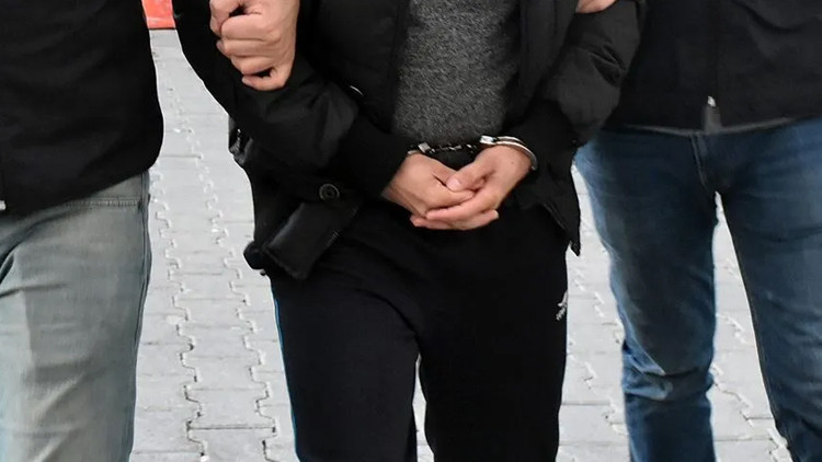 Kritik Açıklama: İstanbul'da terör operasyonu: DEAŞ ve El Kaide bağlantılı 11 şüpheli yakalandı ve Merak Edile