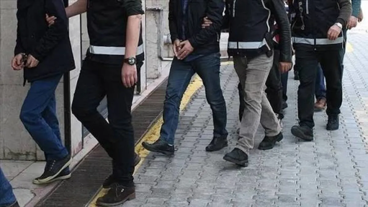 Ayrıntılar Netleşti: Afyonkarahisar’da 35 aranan şahıs yakalandı - Son Dakika Bilgileri
