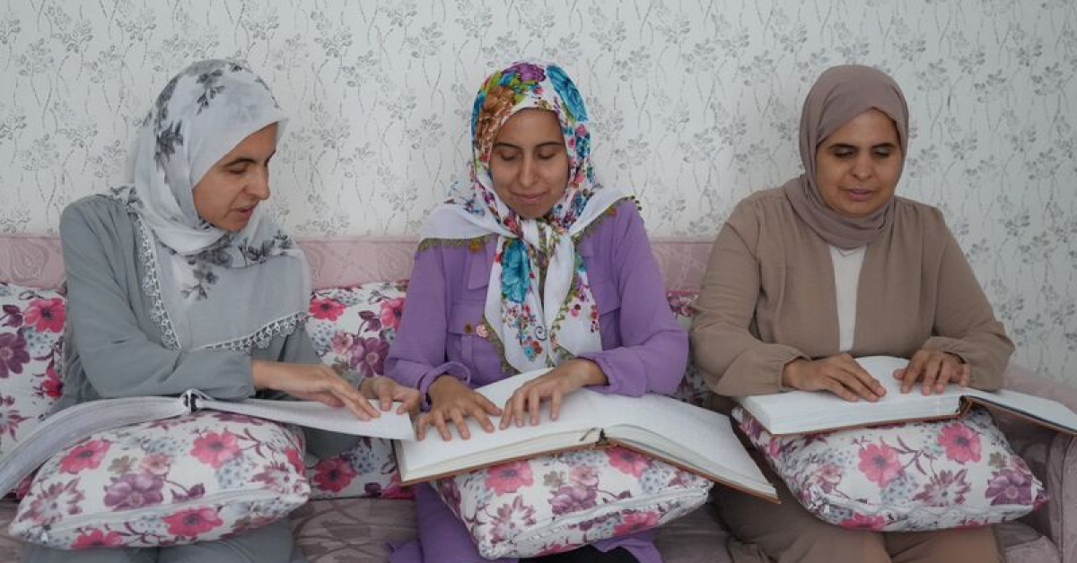 Gündemden Son Bilgiler: Görme engelli 3 kardeş azimle üniversiteyi kazandı: Gelişmeler Takip Ediliyor