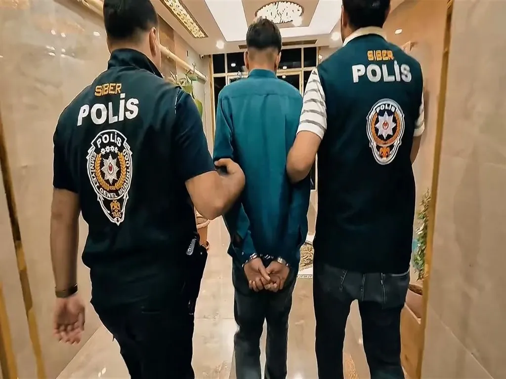Gündemden Son Bilgiler: Mardin merkezli 3 ilde yasa dışı bahis operasyonu: 45 gözaltı - Son Dakika Bilgileri