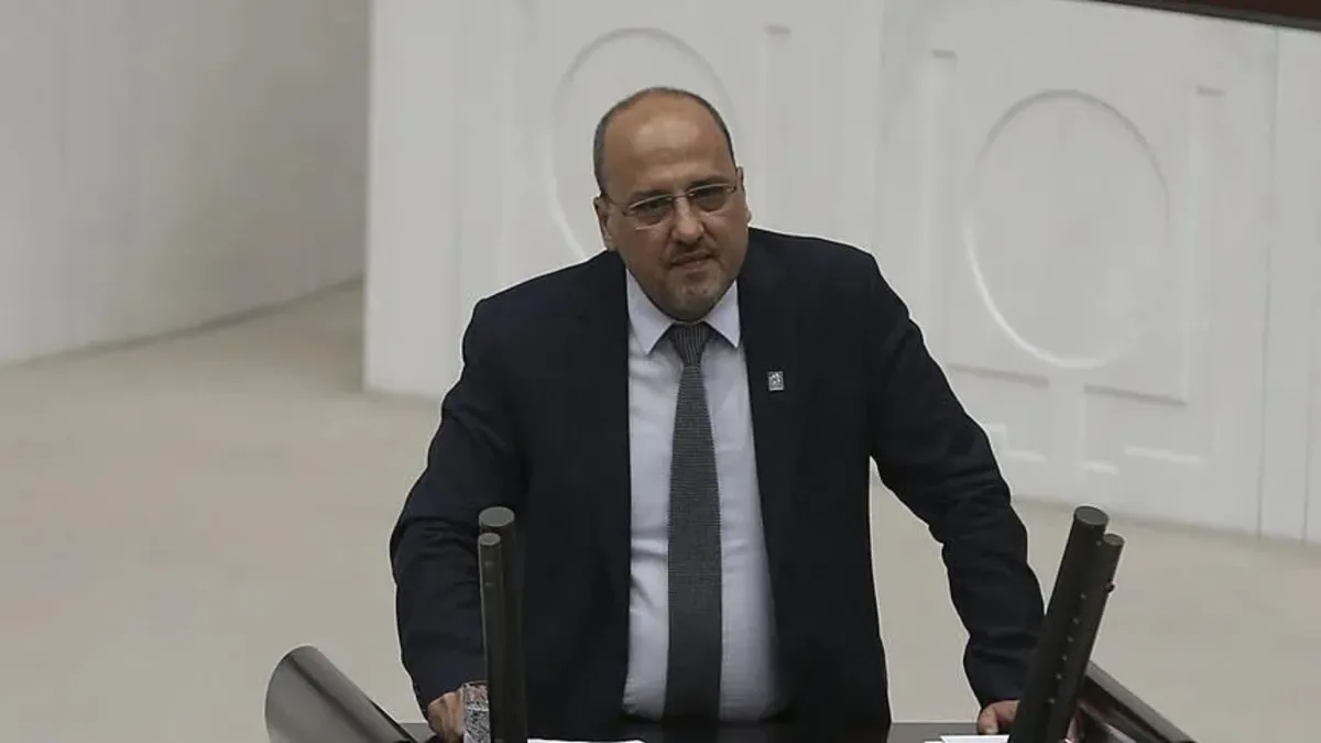 Sıcak Gündem: SON DAKİKA | Bakan Gürlek’in avukatı tüm detaylarıyla paylaştı: Ahmet Şık hakkında suç duyurusu!