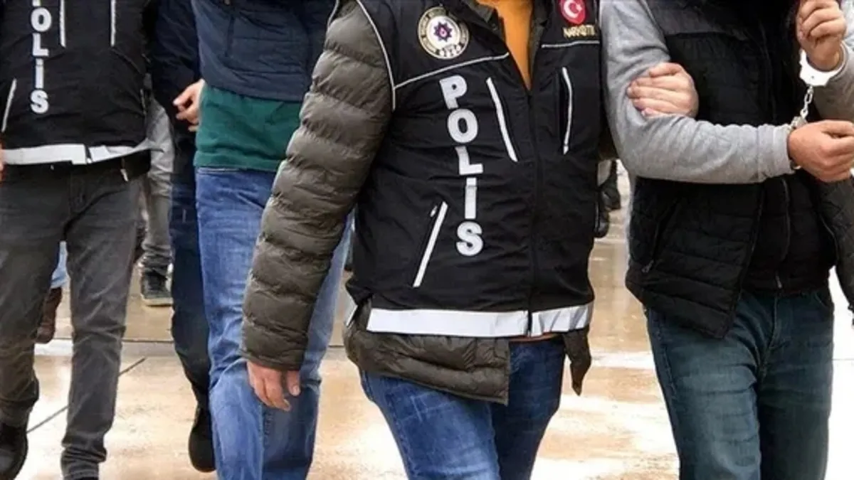 Sivas’ta yasa dışı silah ve mühimmat ticareti operasyonu: 2 tutuklama! - Son Dakika Bilgileri