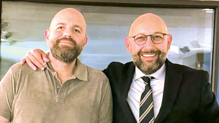 İzzet Özilhan ayağa kalktı | İşte Tüm Ayrıntılar