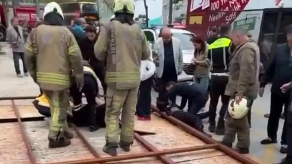 Gündemden Son Bilgiler: Bağdat Caddesi'nde ikiz kardeşler devrilen panonun altında kalmıştı! Dehşet anları kam