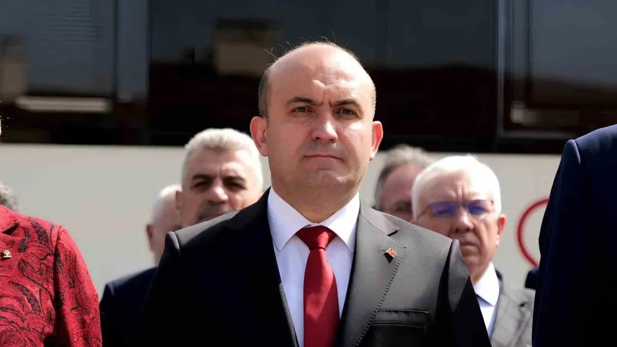 Sıcak Gündem: AK Parti Eskişehir İl Başkanı Gürhan Albayrak’tan muhalefete ağır eleştiri: "Koltuk için böbrekl