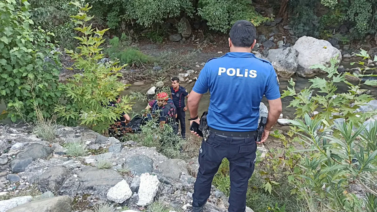 Gündemden Son Bilgiler: Osmaniye’de dere yatağında erkek cesedi bulundu! | İşte Tüm Ayrıntılar