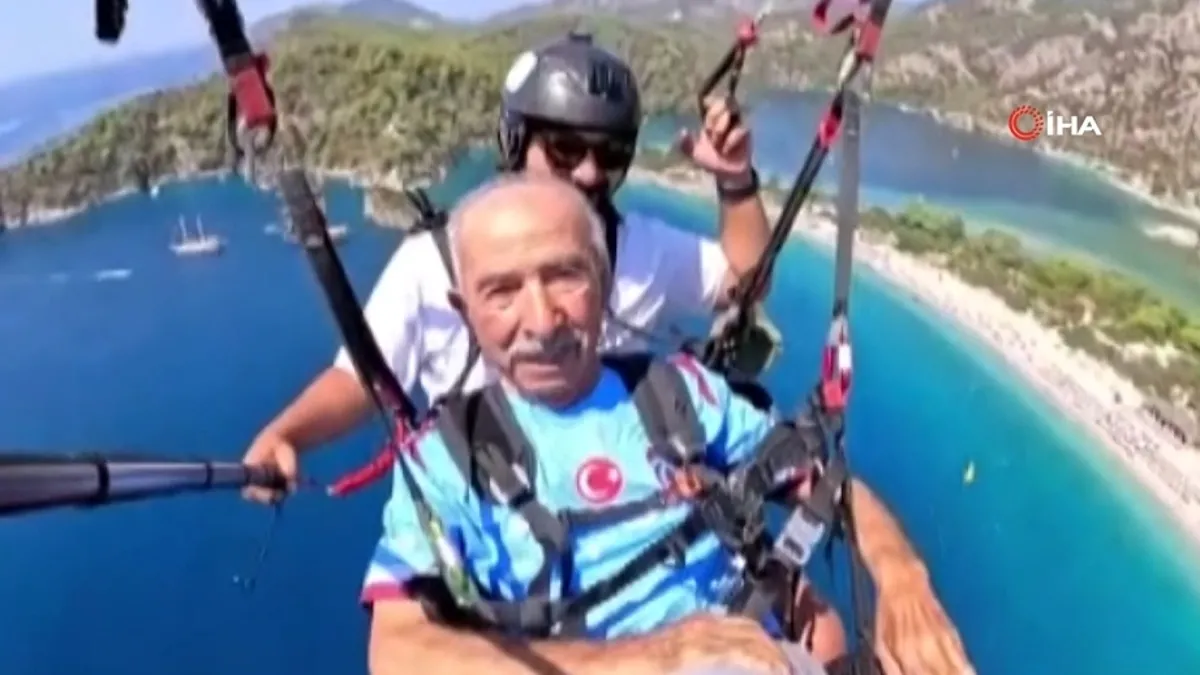Gündemden Son Bilgiler: 94 yaşındaki Yakup dede Babadağ’dan uçtu
