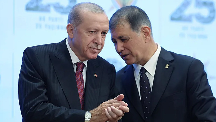 Sıcak Gündem: Cemil Tugay AK Parti’ye geçişinin perde arkasını anlattı: Cumhurbaşkanı Erdoğan bana güven verdi