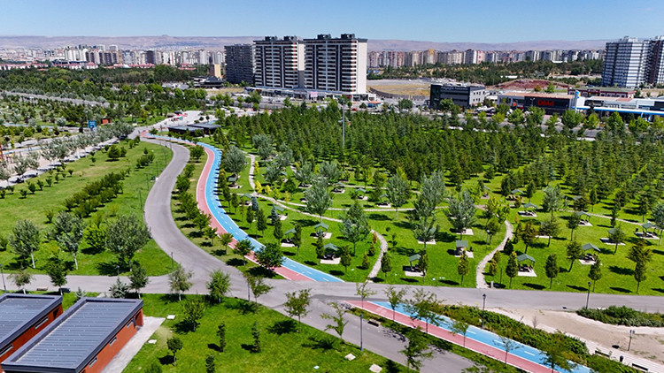 Ayrıntılar Netleşti: Kayseri'ye uluslararası ödül: Recep Tayyip Erdoğan Millet Bahçesi'ne "Yeşil Bayrak" gurur