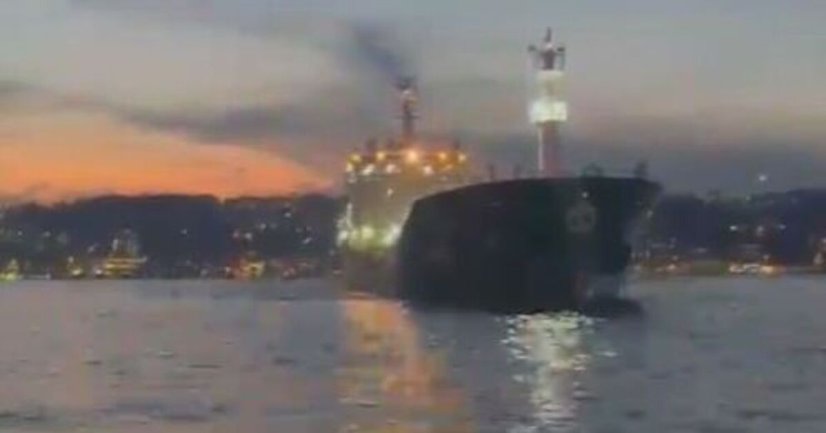 Ayrıntılar Netleşti: İstanbul Boğazı'nda gemi arızası! Trafik çift yönlü durduruldu ve Merak Edilenler